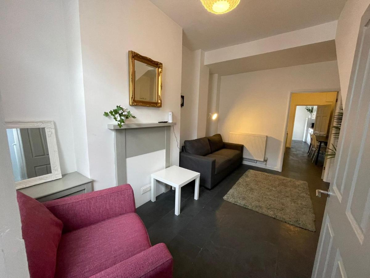 Perfect Home From Home In Stoke On Trent Etruria Luaran gambar